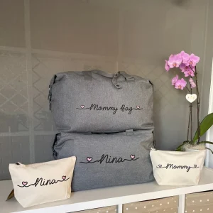Set di 2 Borsoni per il parto e 2 beauty personalizzabili