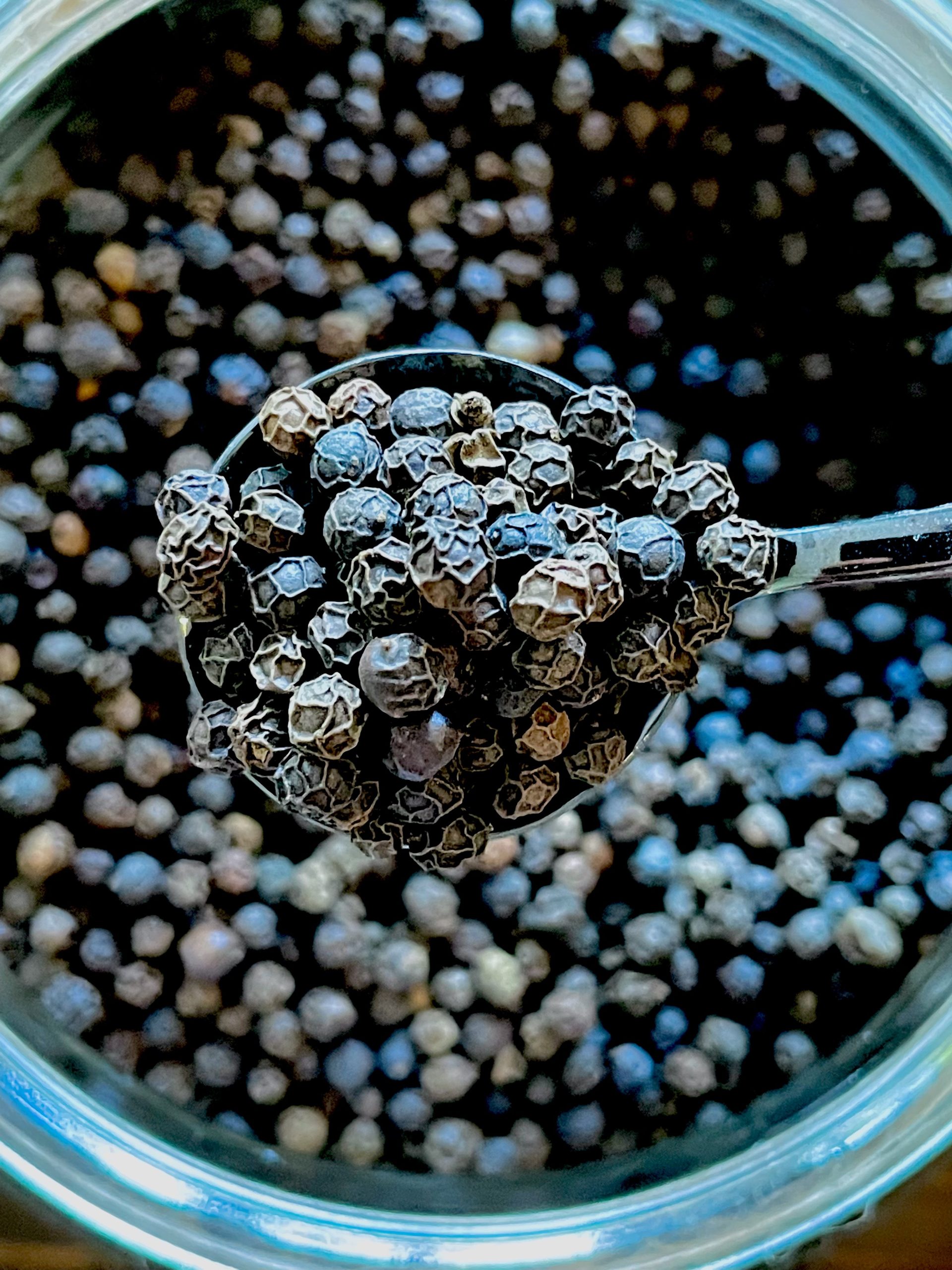 Pepe nero in grani biologico - immagine 2