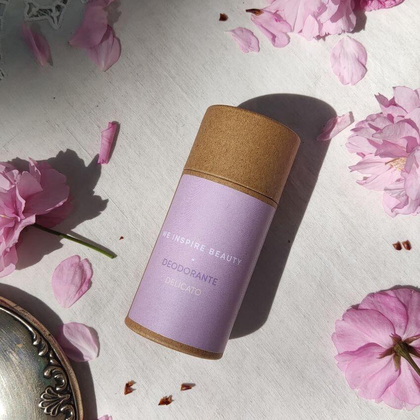 Deodorante in stick Delicato – We Inspire Beauty - immagine 3