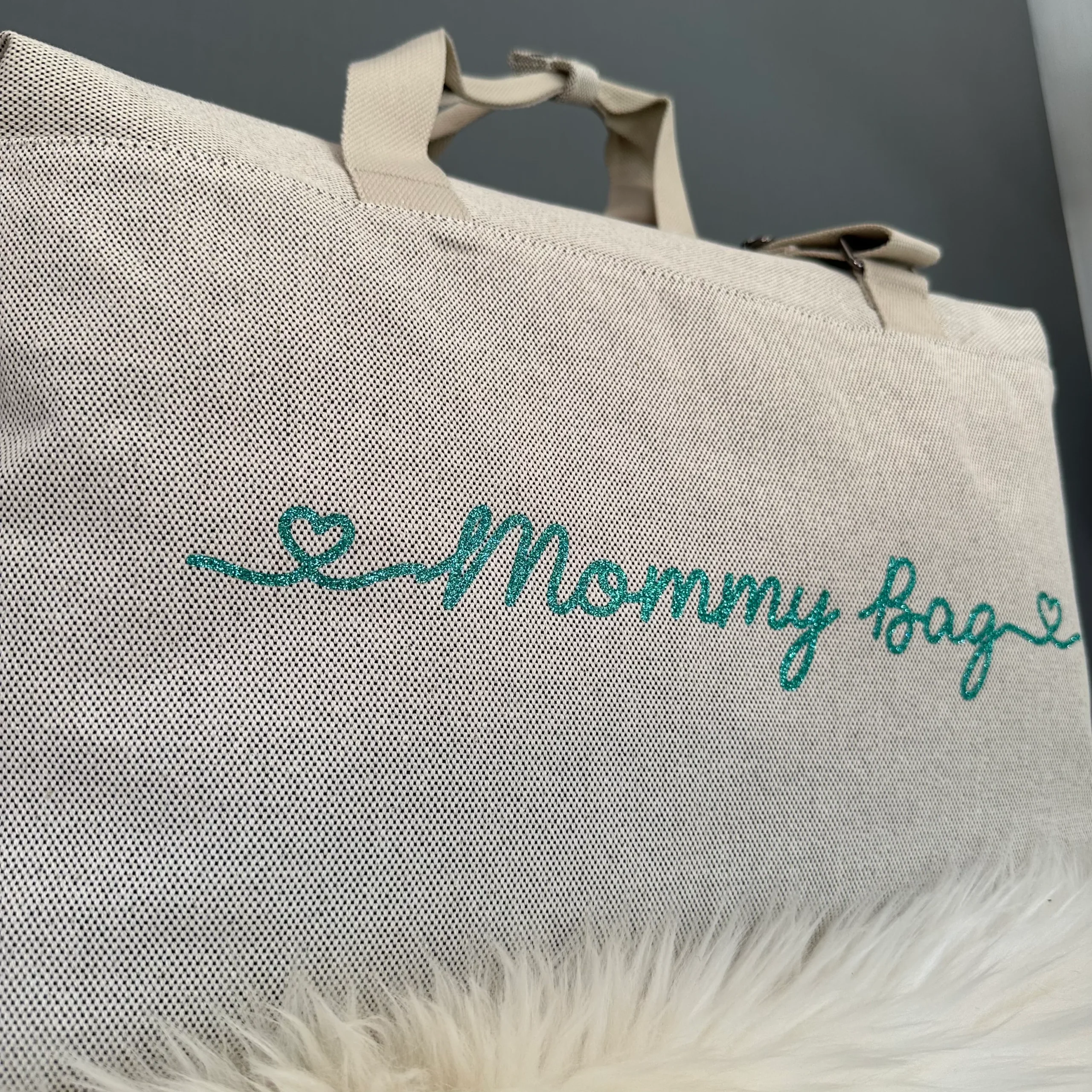 Borsone mamma, 1 borsone baby Grey e 2 Pochette con cuoricini Tiffany Glitter - immagine 5