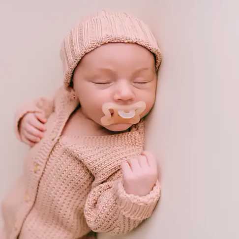 Cappello basic neonato in maglia - immagine 5