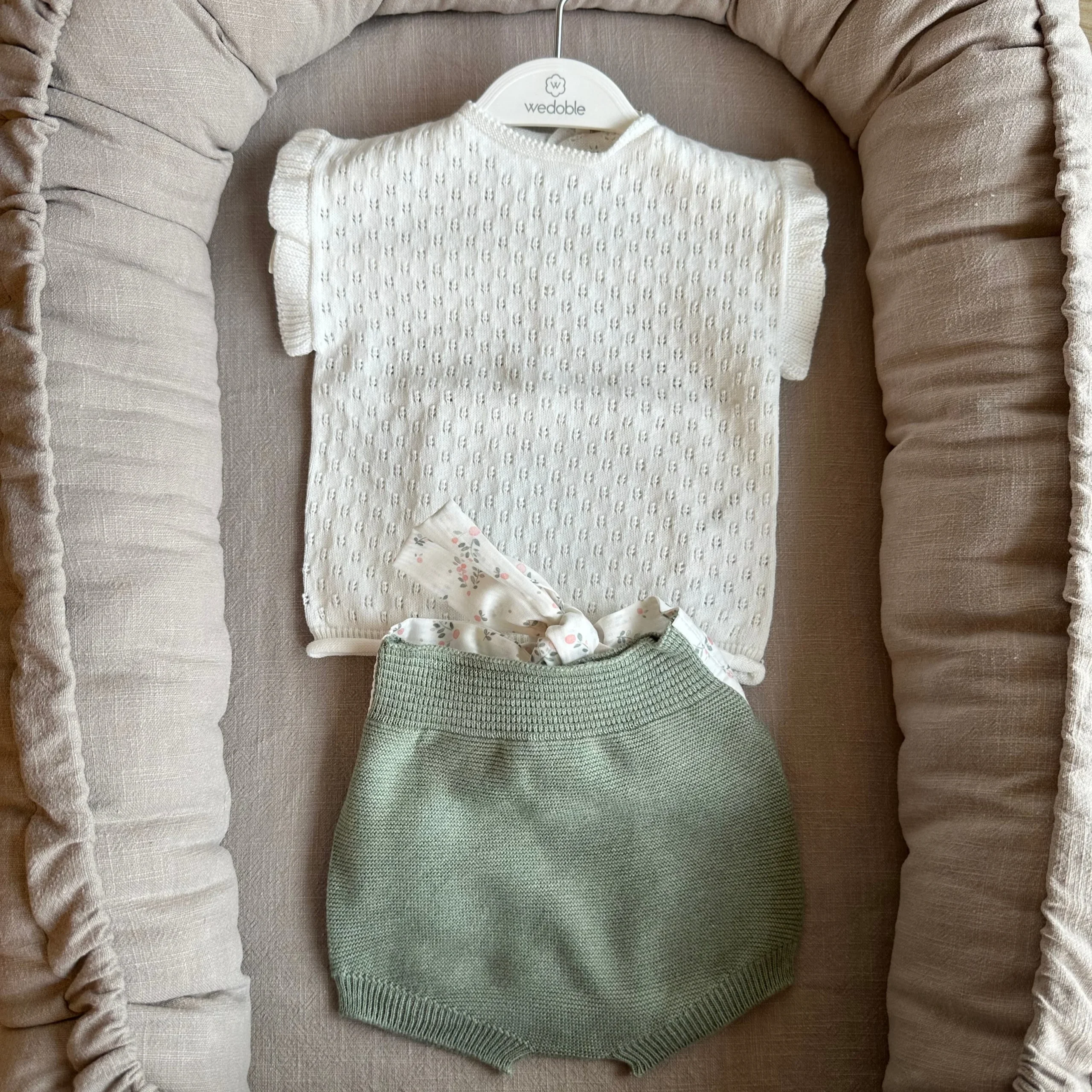 T-shirt in Maglia Fine con Maniche Volant – Wedoble - immagine 6