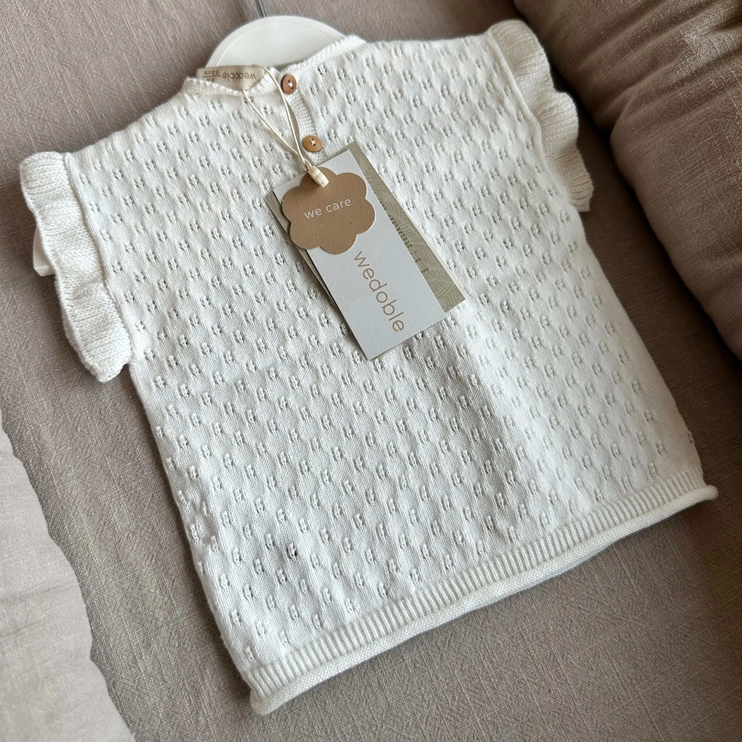 T-shirt in Maglia Fine con Maniche Volant – Wedoble - immagine 4