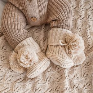 Stivaletti a costine pompon Vari Colori