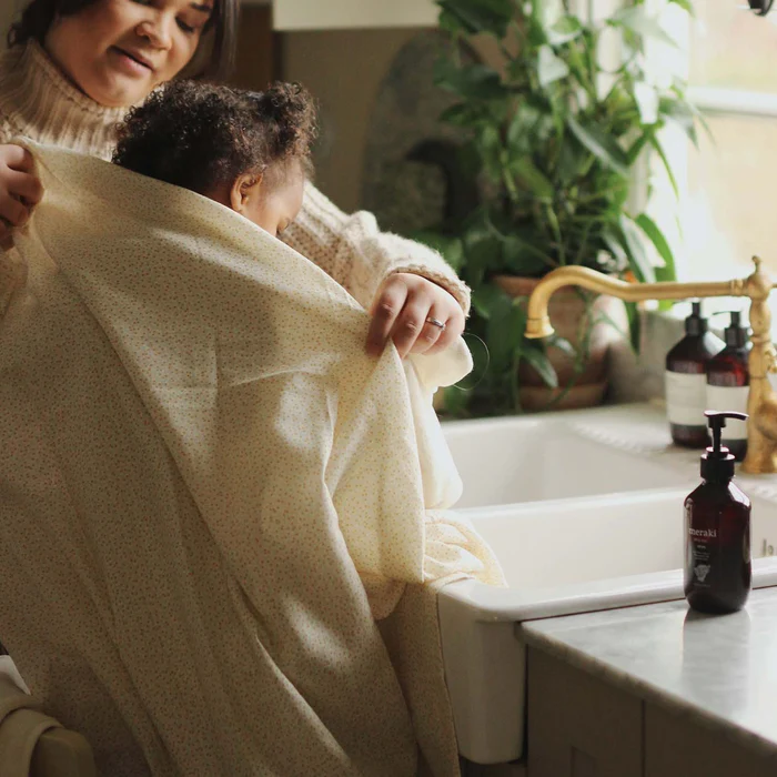 Avery Row Mussola Daisy Meadow - immagine 3