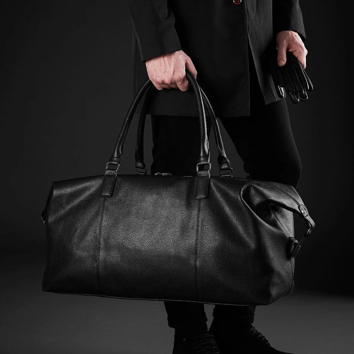 Borsone da viaggio in 100% pelle sintetica, classico ed elegante tasche e zip - immagine 7