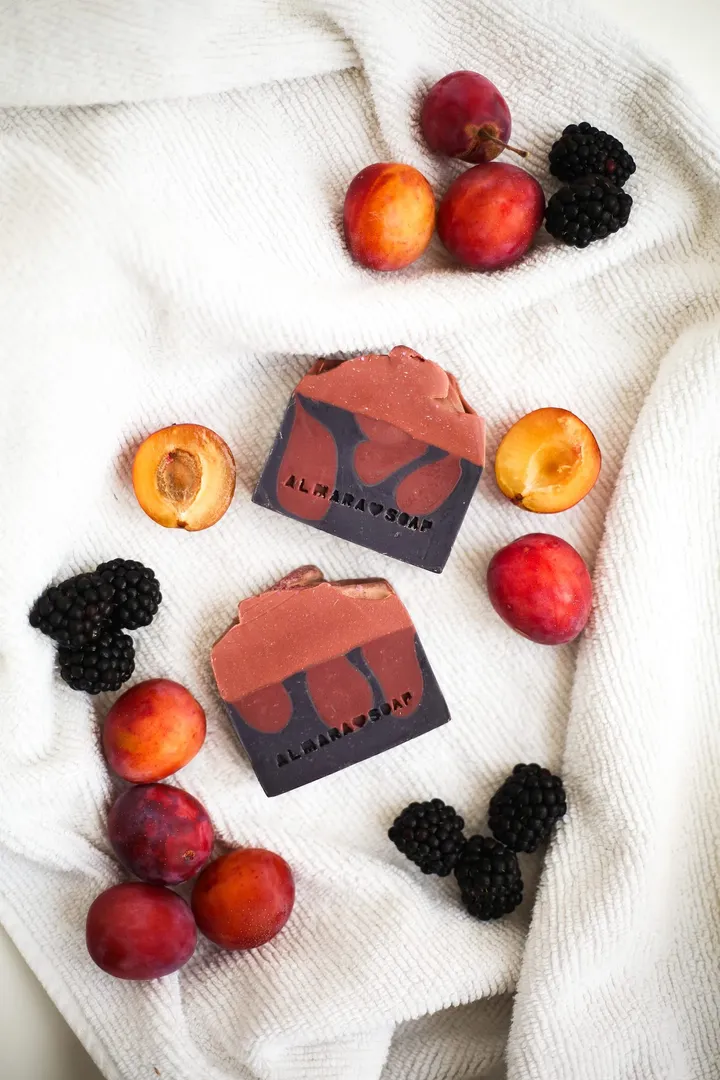 Sapone Cherry Nougat – Almara Soap